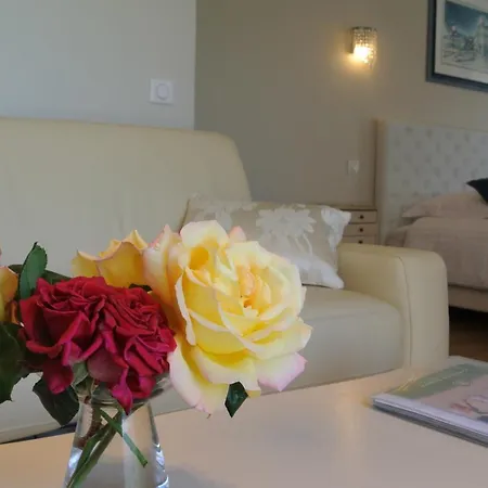 Kilauea Bed & Breakfast