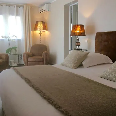 Kilauea Bed and Breakfast Νίκαια