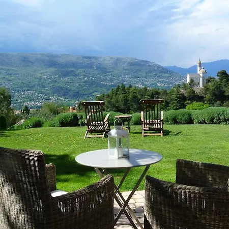 Kilauea Bed and Breakfast Νίκαια